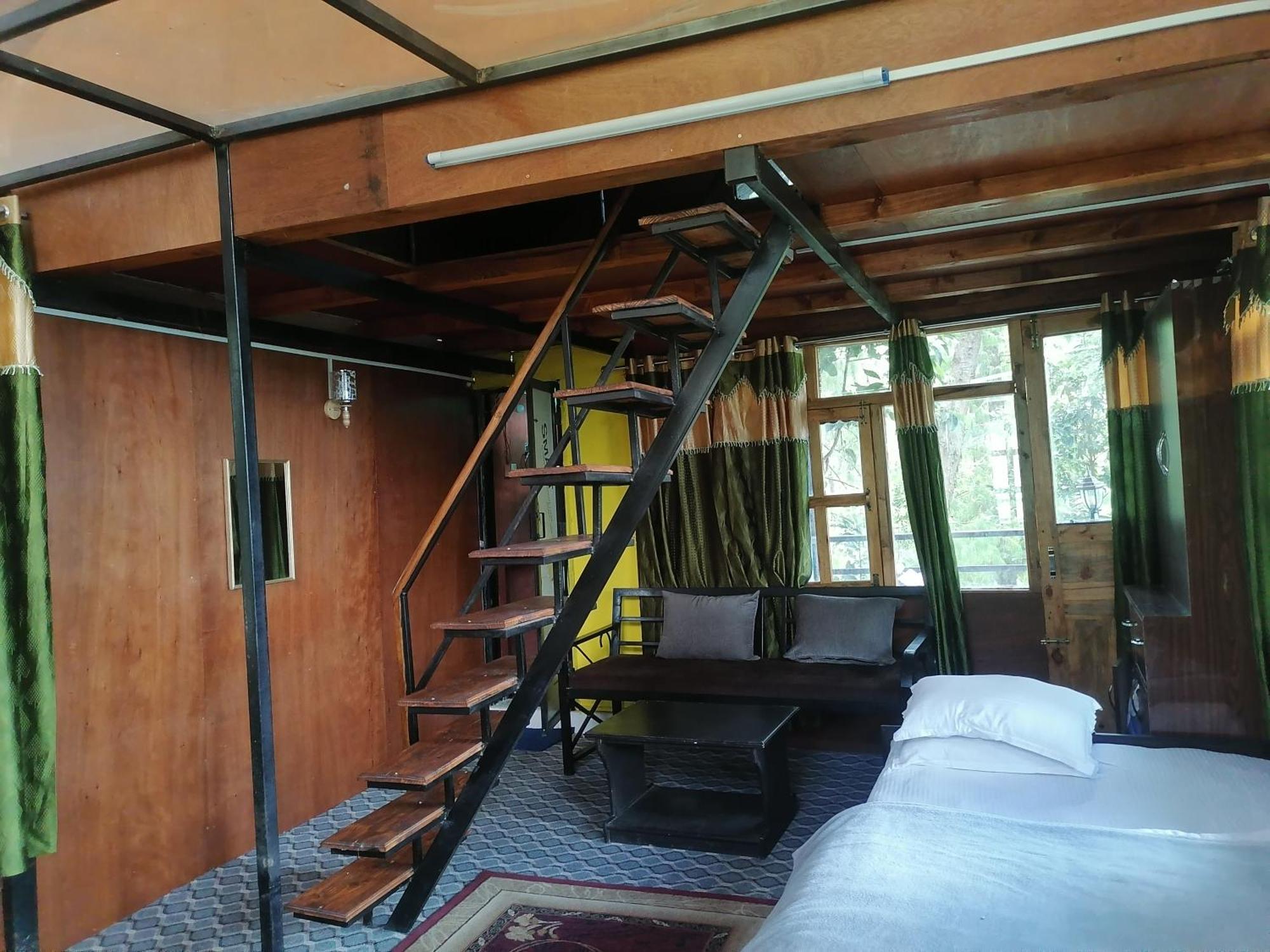 Jungle Crown Organic Homestay Nagarkot Quarto foto